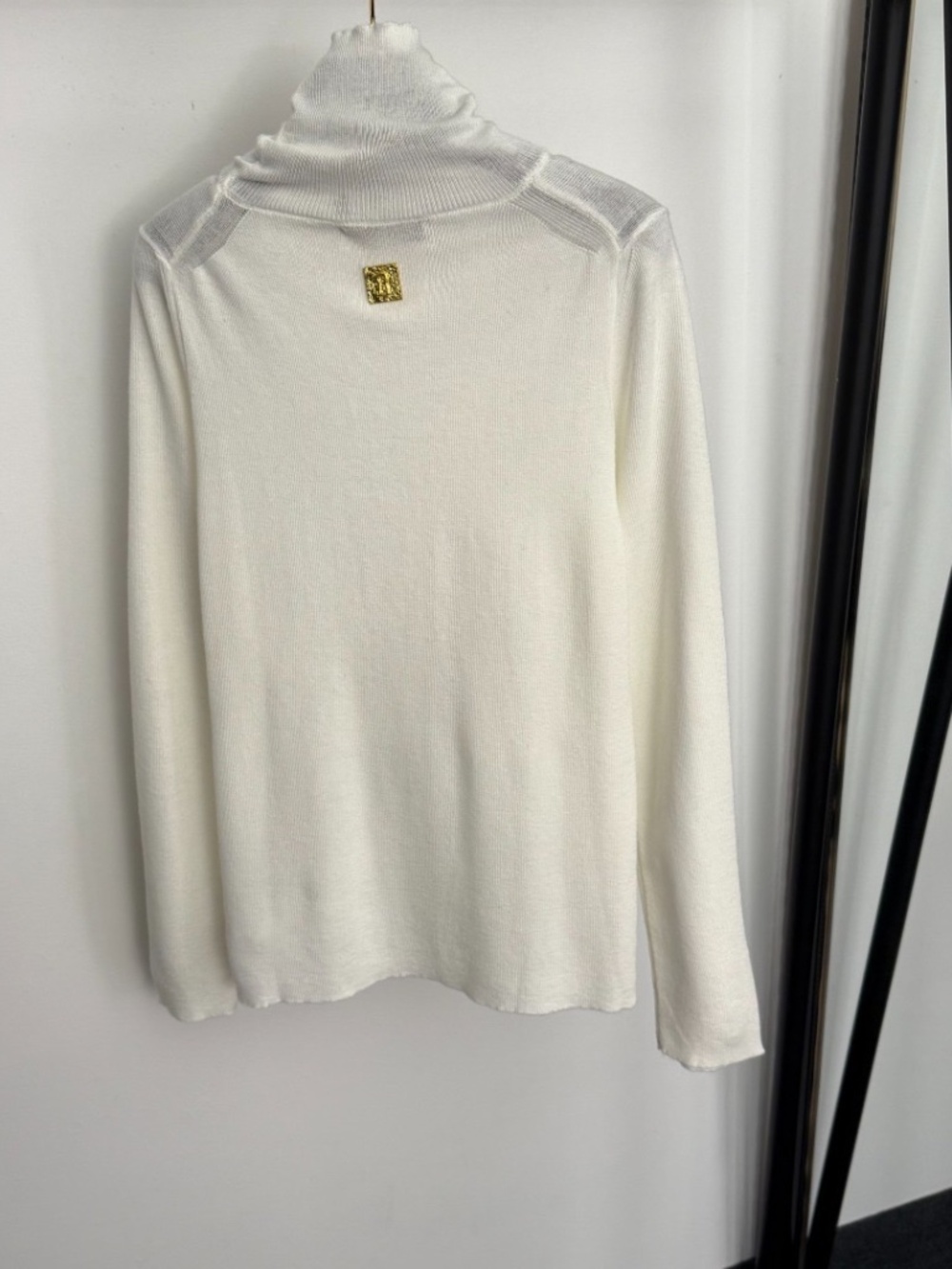 Schiaparelli Stretch Turtleneck - Picture 5 of 7